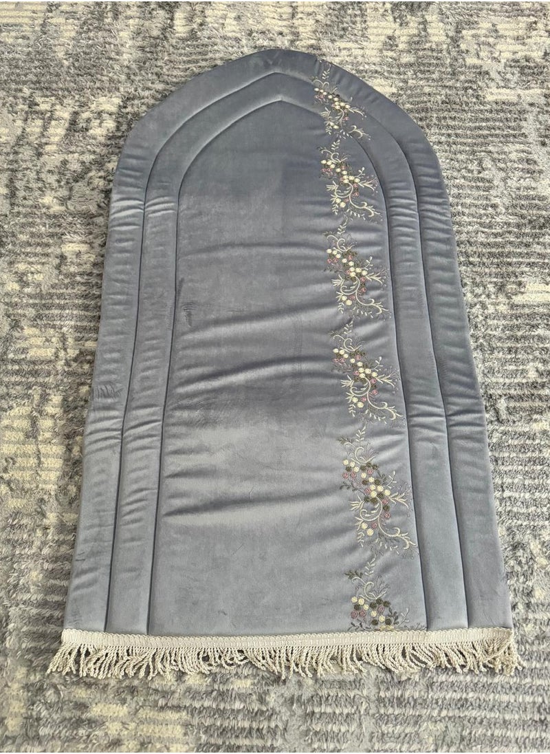 Brides Prayer rug set with embroidered scarf - gray  - Image 2