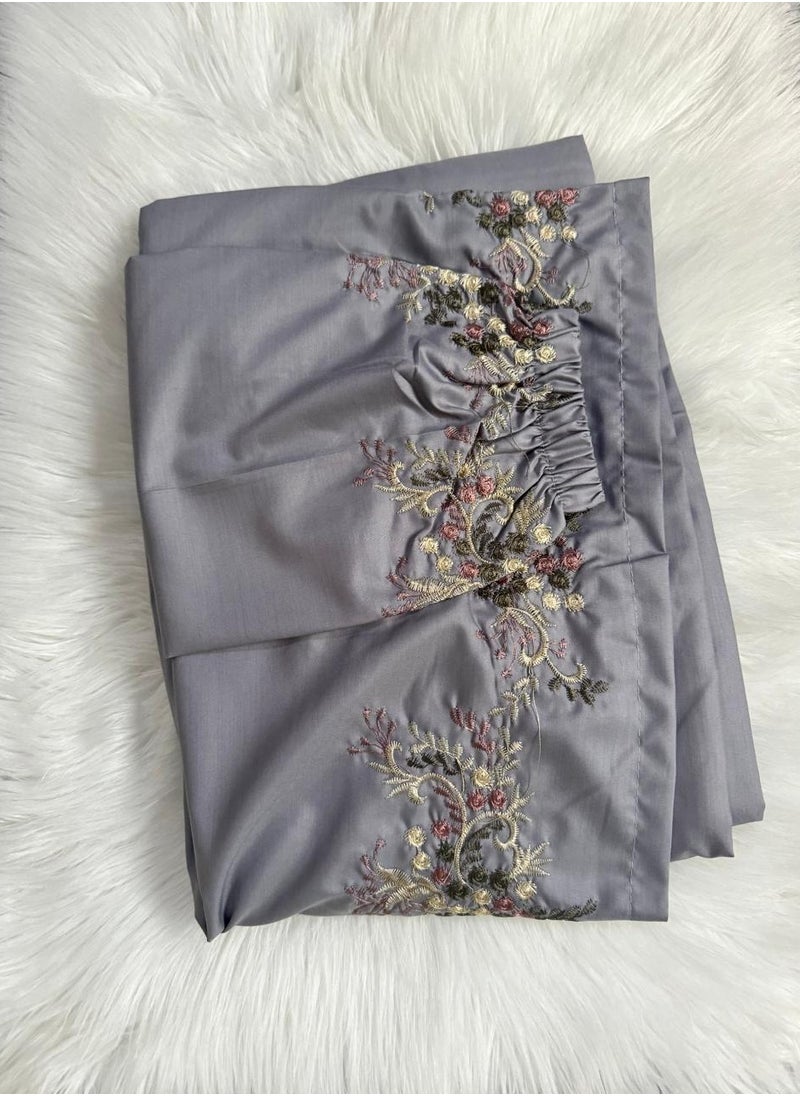 Brides Prayer rug set with embroidered scarf - gray  - Image 3