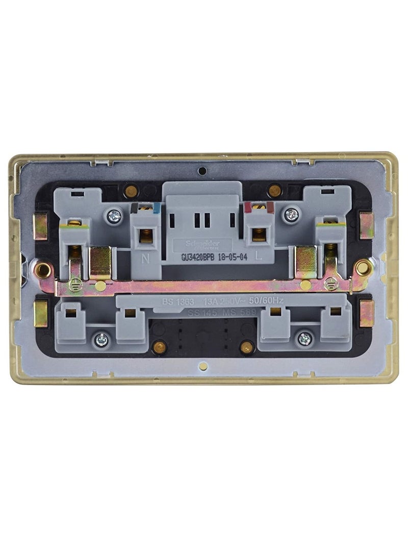 Schneider Electric Schneider Electric GU3420-BPB 2-Gang 13A Ultimate Screwless Flat Plate Switched Socket, Polished Brass with Black  - Image 4