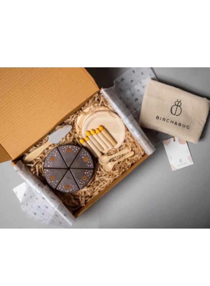 بيرتش آند باغز مجموعة كعكة الشوكولاتة للأطفال، مجموعة كعكة اللعب الخشبية للفتيات، مجموعة ألعاب وقت اللعب الخشبية مع لعبة كعكة عيد ميلاد خشبية متنوعة - Image 4