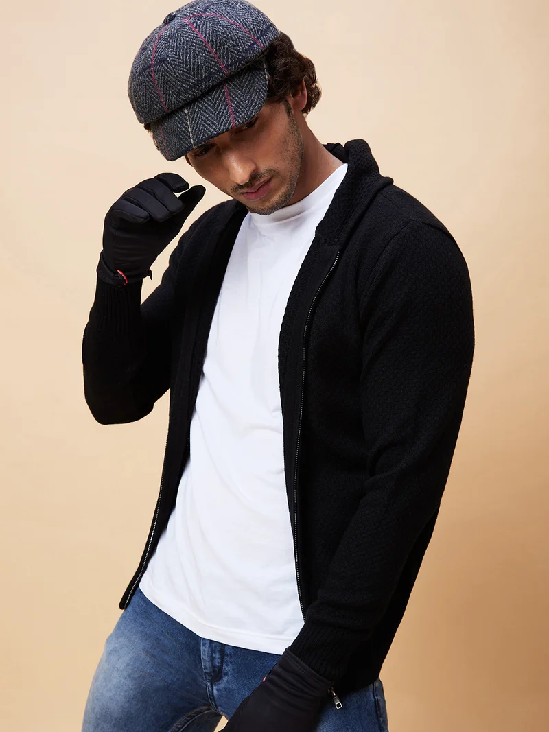 Globus Men Black Solid Casual Cardigan Sweater