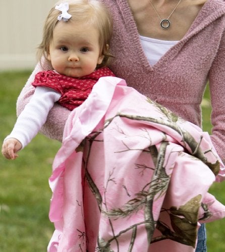 Carstens, Inc Carstens Realtree AP Baby Blanket, Pink, 34" x 34" - Image 3