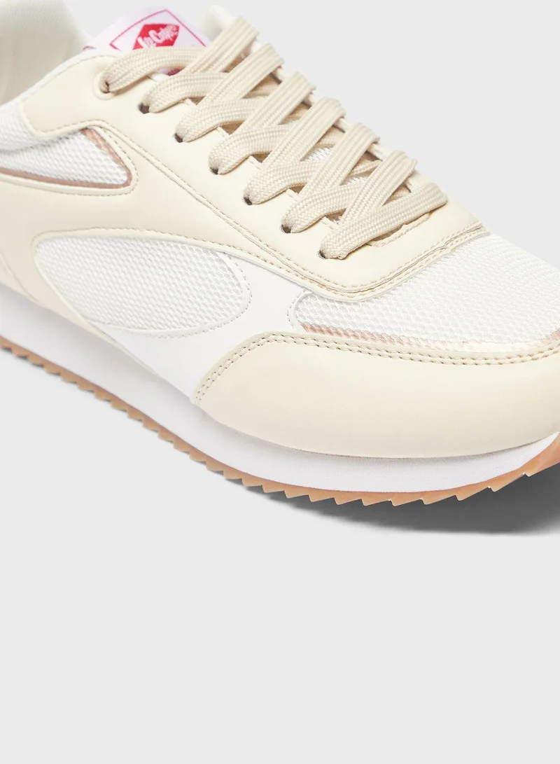 لي كوبر Lace Up Low Top Sneakers