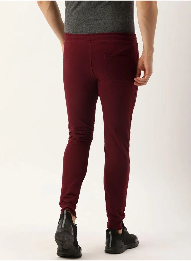 The Indian Garage Co Men Slim Fit Solid Mid-Rise Stretchable Knitted Jogger Trousers