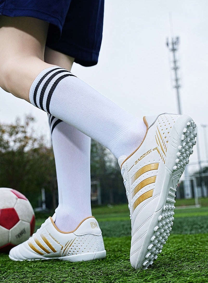 New Low Top wear-resistant Synthetic Lace Up Anti slip Football Shoes Sneakers  - Image 2