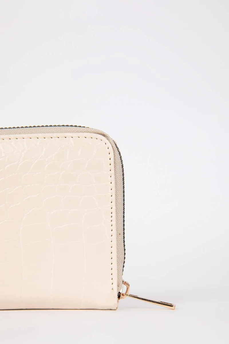 ديفاكتو Women's Patterned Faux Leather Wallet