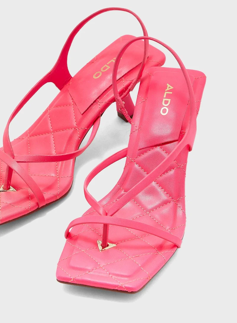 الدو Loni Sandals