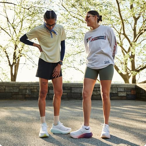 Saucony Hurricane 25 Black/White - Image 2