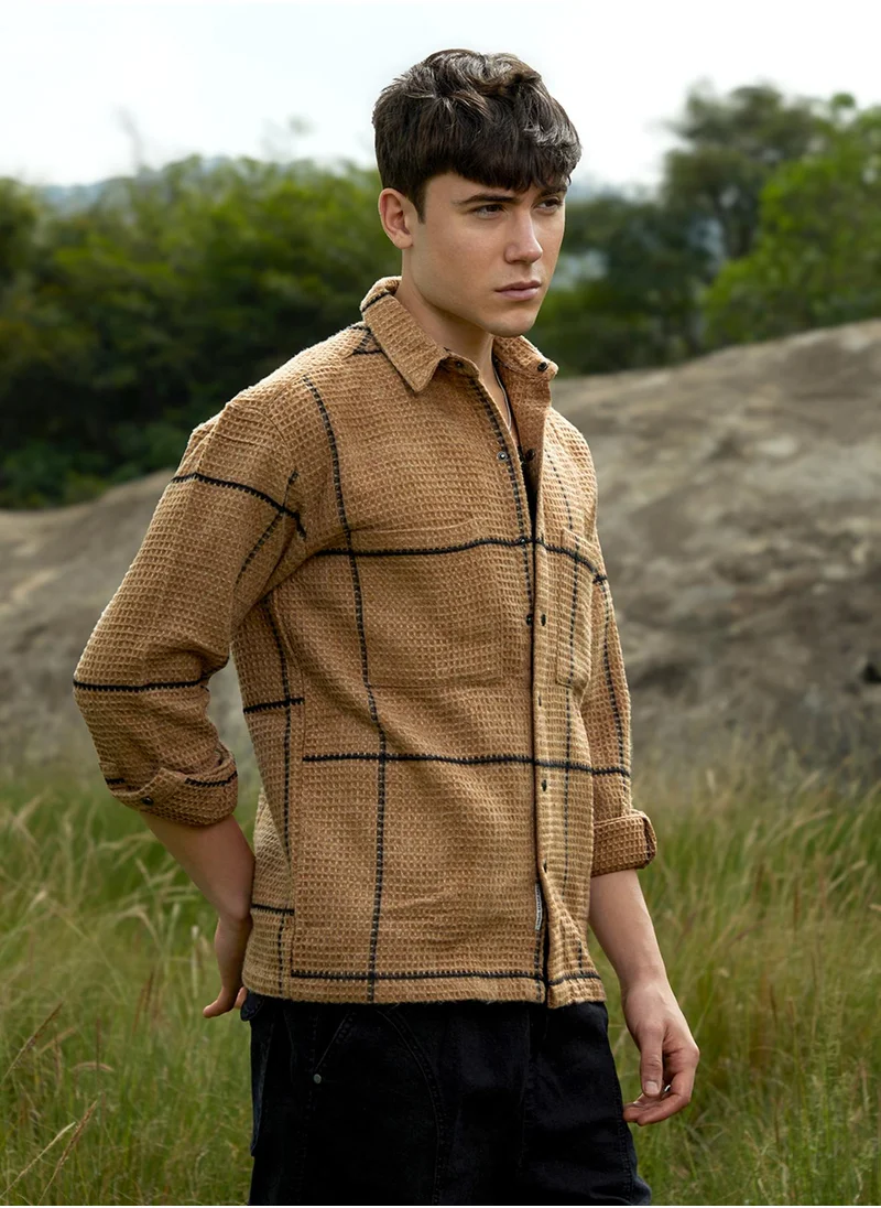 Campus Sutra Men's Ash Brown Graph-Check Waffle Overshirt