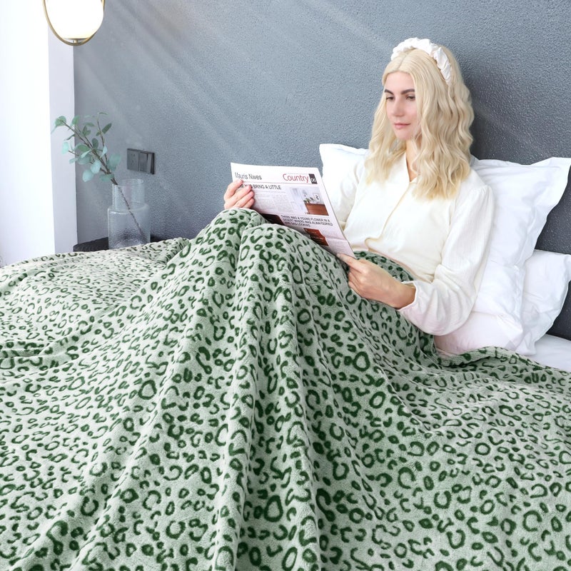 MIBOI Green Leopard Print Blanket Fleece Blanket Plush Cozy Soft Green Throw Blanket Cozy Blankets for Couch Bed Sofa - Image 3