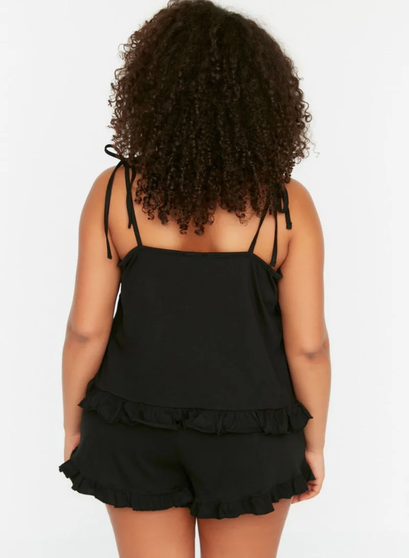 Trendyol Curve Ruffle Detail Top & Shorts Set