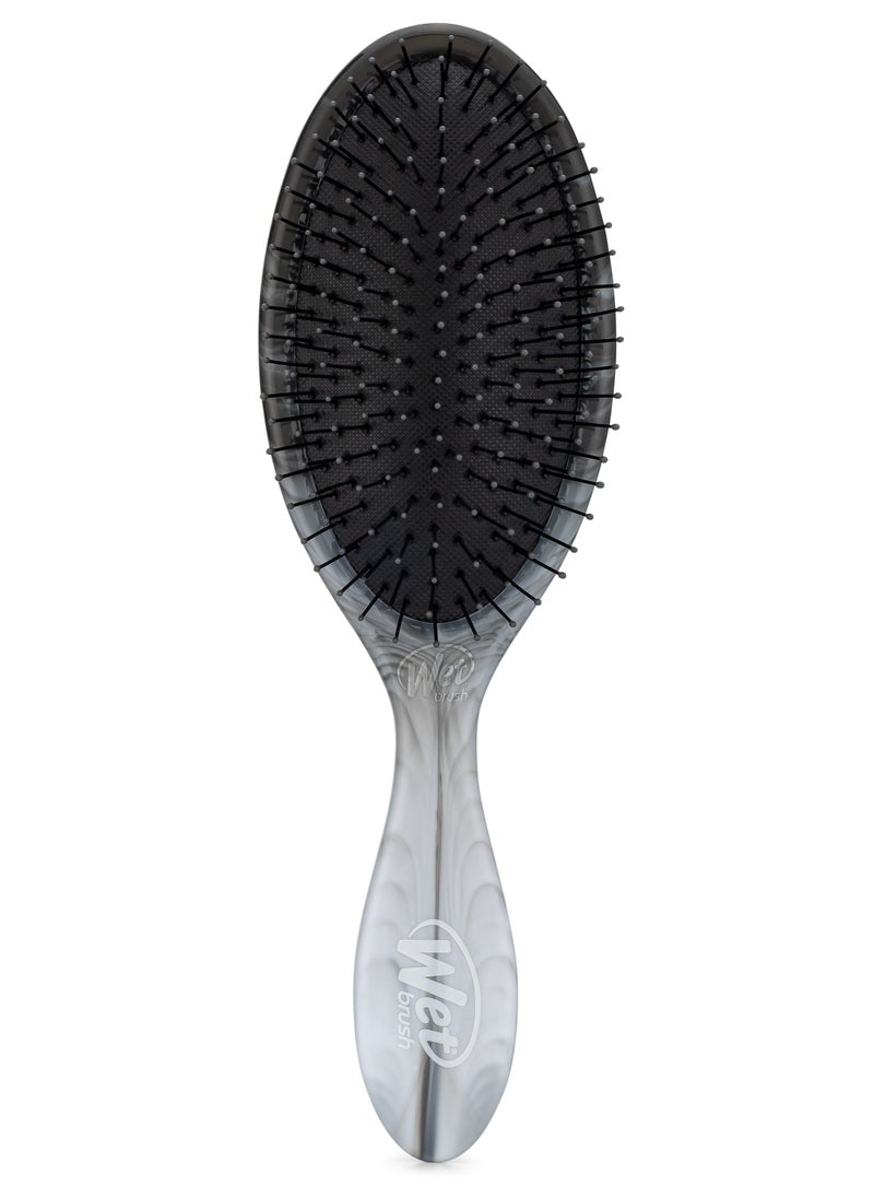 Wet brush Wet Brush Original Detangler – Black Watercolor | Professional IntelliFlex Bristle Technology | Effortless Detangling with 45% Less Breakage | Salon-Grade Hair Brush for Wet & Dry Hair  - Image 2