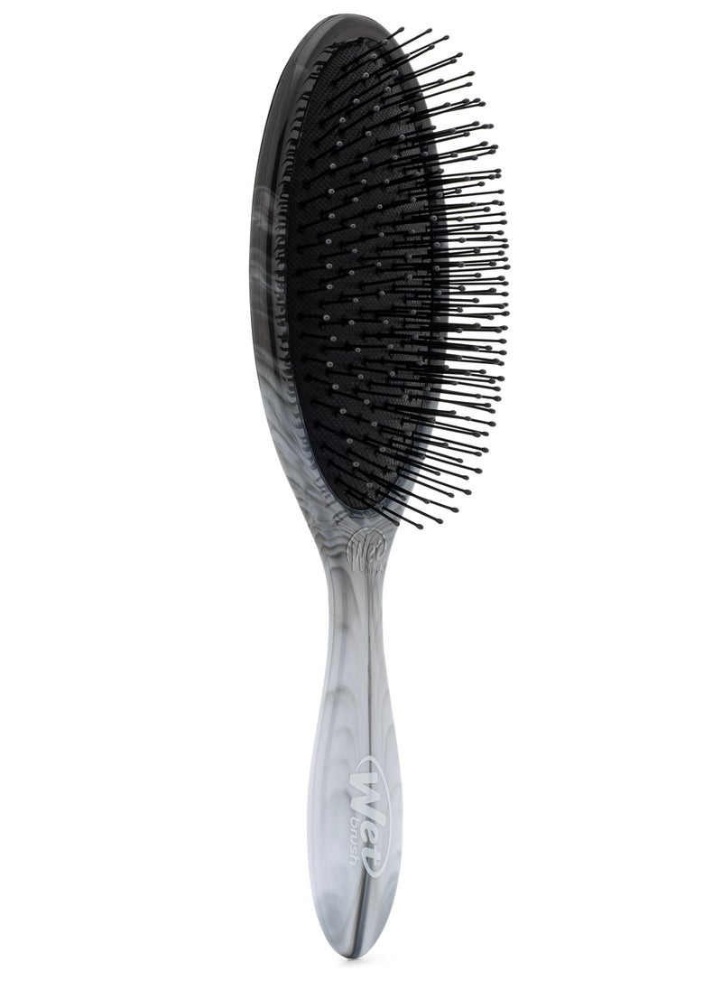 Wet brush Wet Brush Original Detangler – Black Watercolor | Professional IntelliFlex Bristle Technology | Effortless Detangling with 45% Less Breakage | Salon-Grade Hair Brush for Wet & Dry Hair  - Image 3