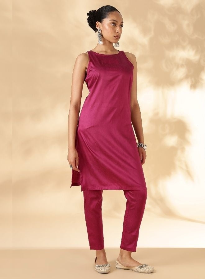 Abhishti Pink Solid In cut kurta with Narrow Straight Pants - Image 3
