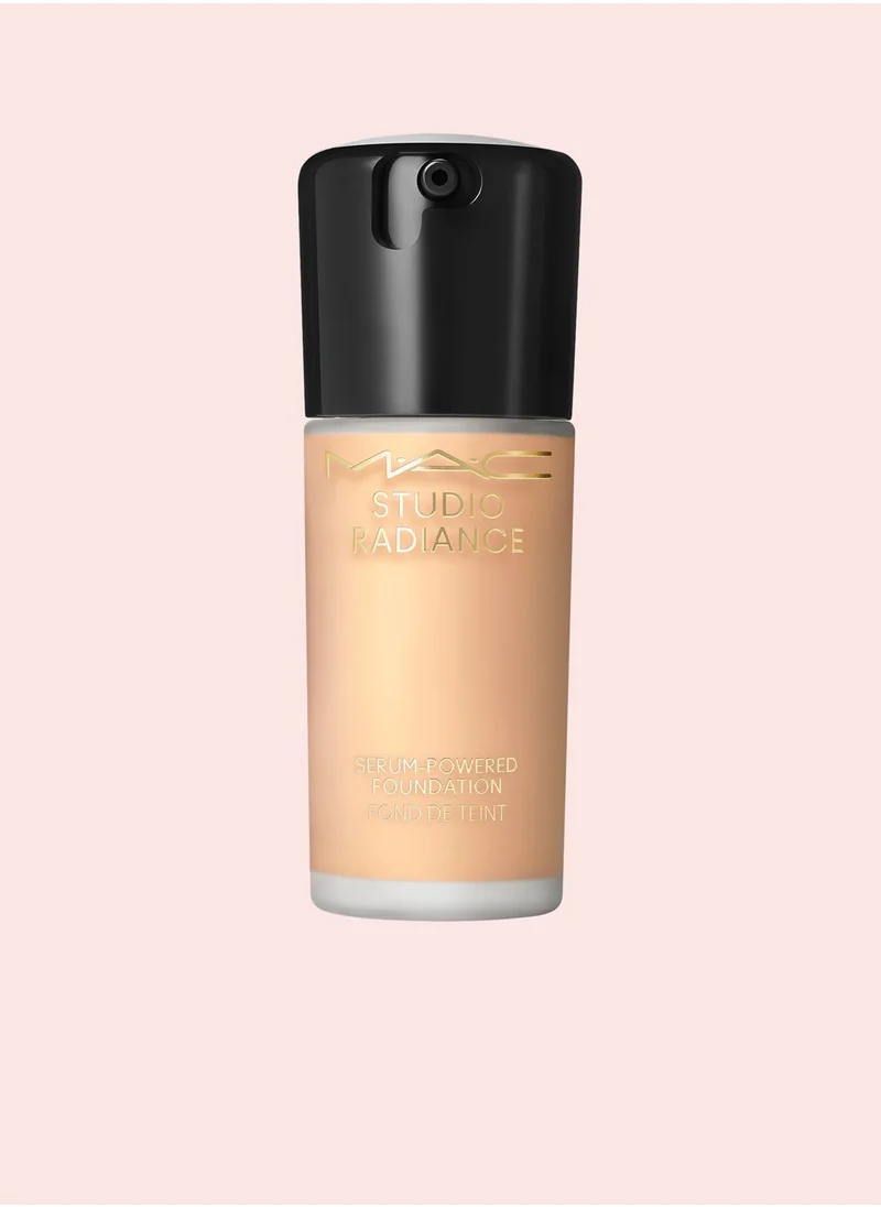 MAC Cosmetics Studio Radiance Serum-Powered Foundation - NC15