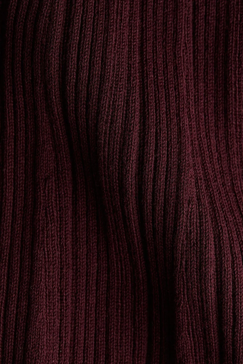 H&M Ribbed off-the-shoulder dress