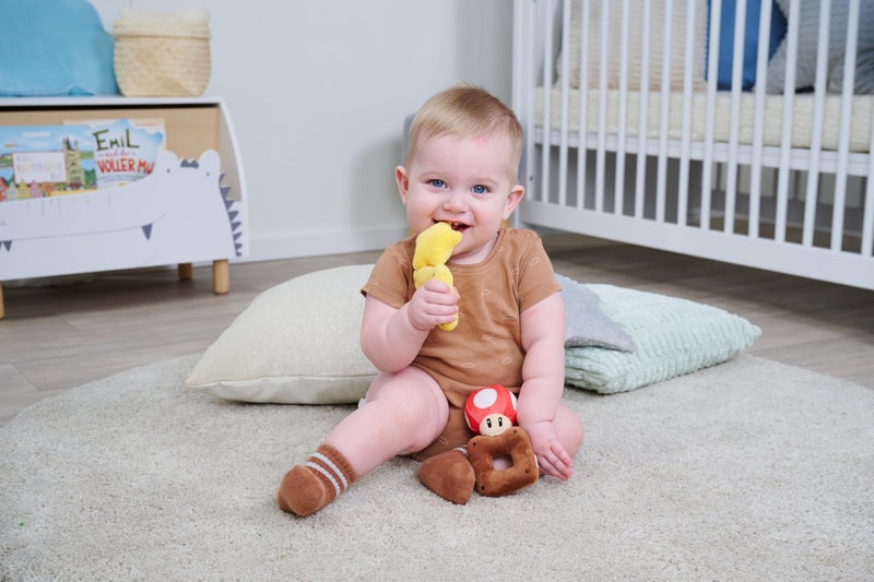 Simba My Mario Baby Plush Rattle â€“ 6-Inch Star Sensory Grab Toy for Infants - Image 3