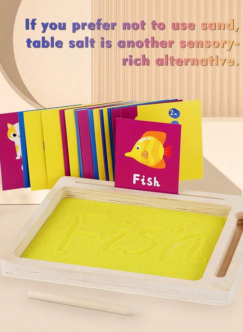 صينية الكتابة الرملية بطريقة مونتيسوري للأطفال – لوح تتبع الحروف الخشبي مع قلم خشبي ورمل للتعلم الحسي – لعبة لتطوير المهارات الحركية الدقيقة وتعلم تشكيل الحروف للأطفال من سن 3 سنوات وما فوق - Image 4