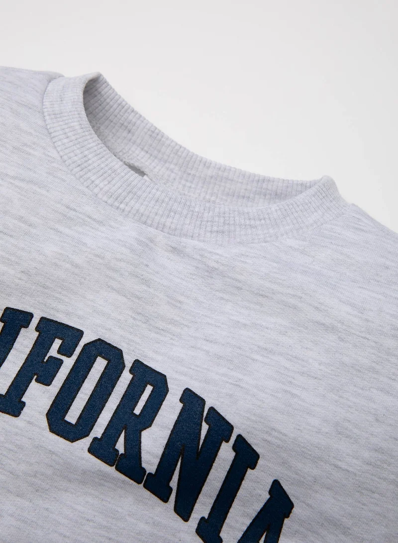 ديفاكتو Grey Regular Fit Crew Neck Text Printed Sweatshirt
