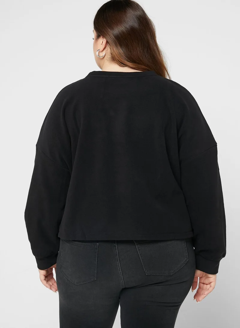 Vero Moda Curve Crew Neck Knitted Sweatshirt