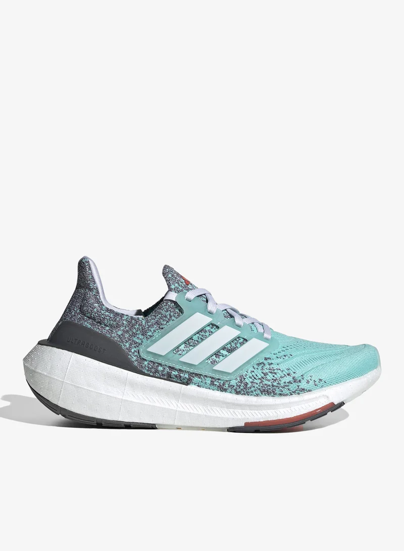 اديداس أحذية ألترابوست لايت