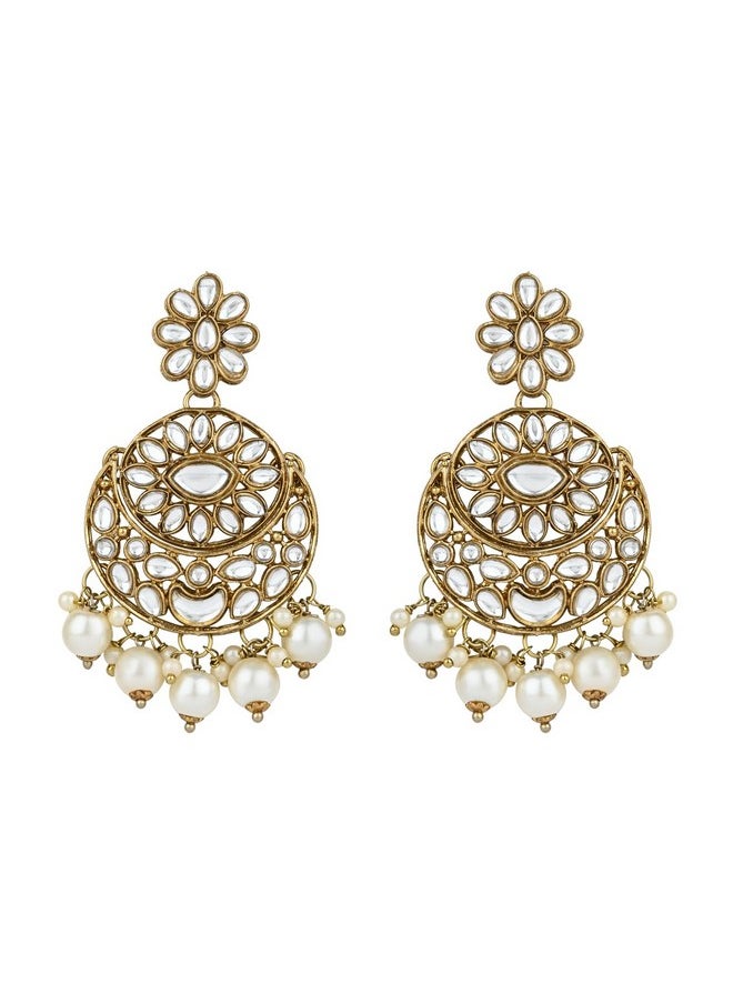 I Jewels I Jewels Gold Plated Traditional Floral Kundan Pearl Choker Necklace Jewelry Earrings & Maang tikka Set For Women/Girls (white)  - Image 4