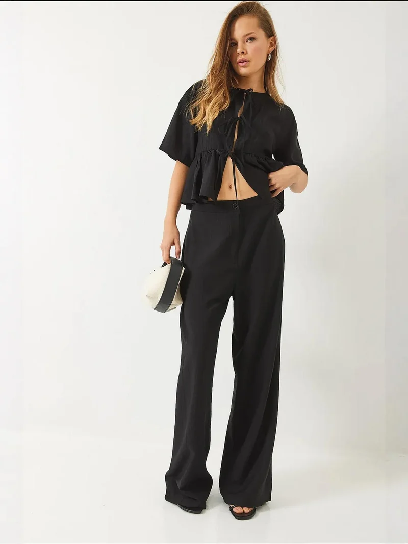 Bianco Lucci LUCCI Textured Two-Piece Coord Set with Ruffle Detail