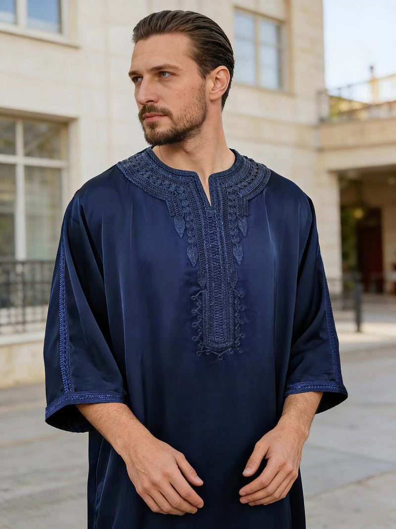 New Style Embroidered Mid-Sleeve Men's Top with Side Pockets