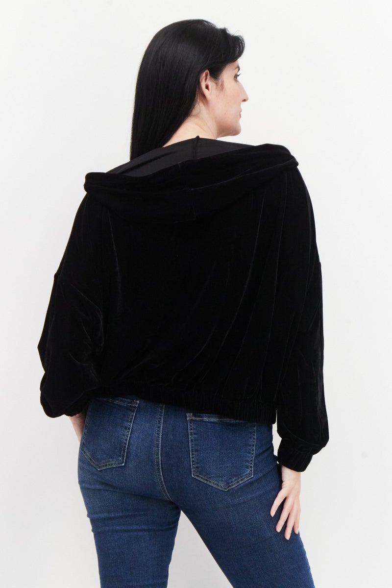 STEVE MADDEN Women Hooded Neck Velvet Sweatshirt, Black - Image 4