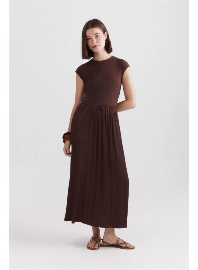 Bimaterial midi dress