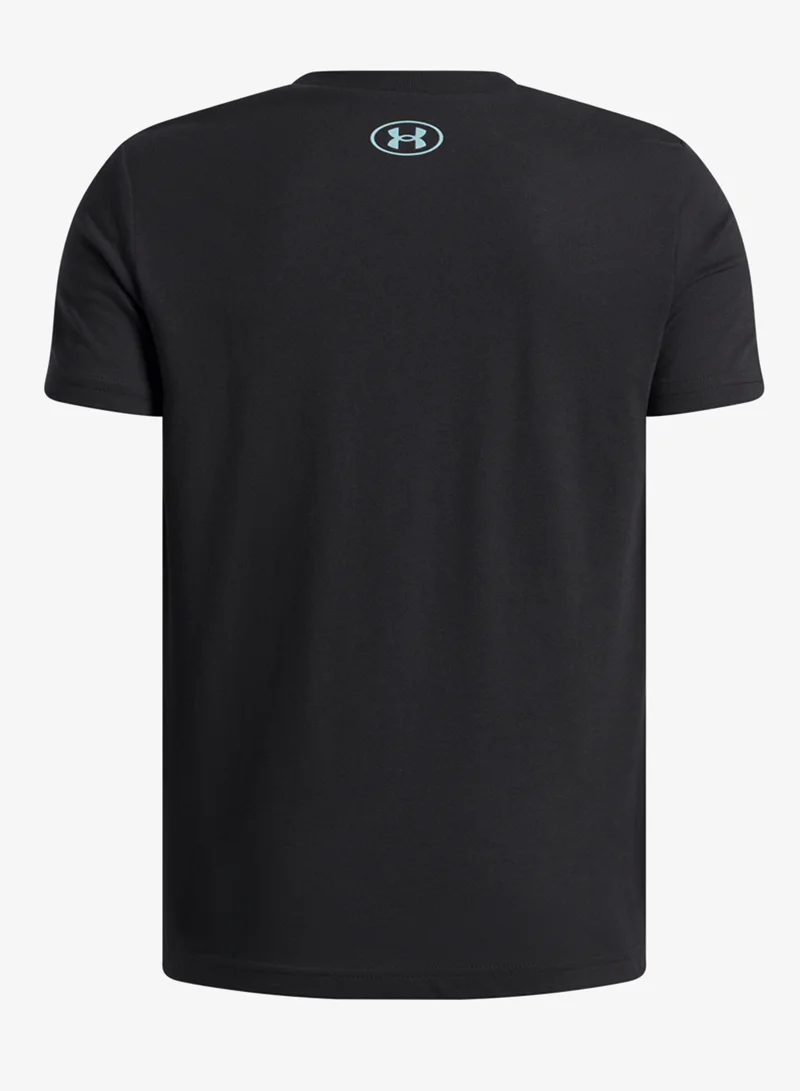 اندر ارمر تيشيرت بطبعة شعار الشباب