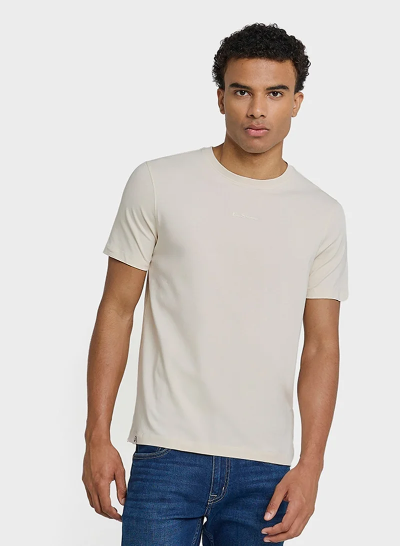 Ben Sherman Spandex Logo Embroidered Crew Neck T-Shirt