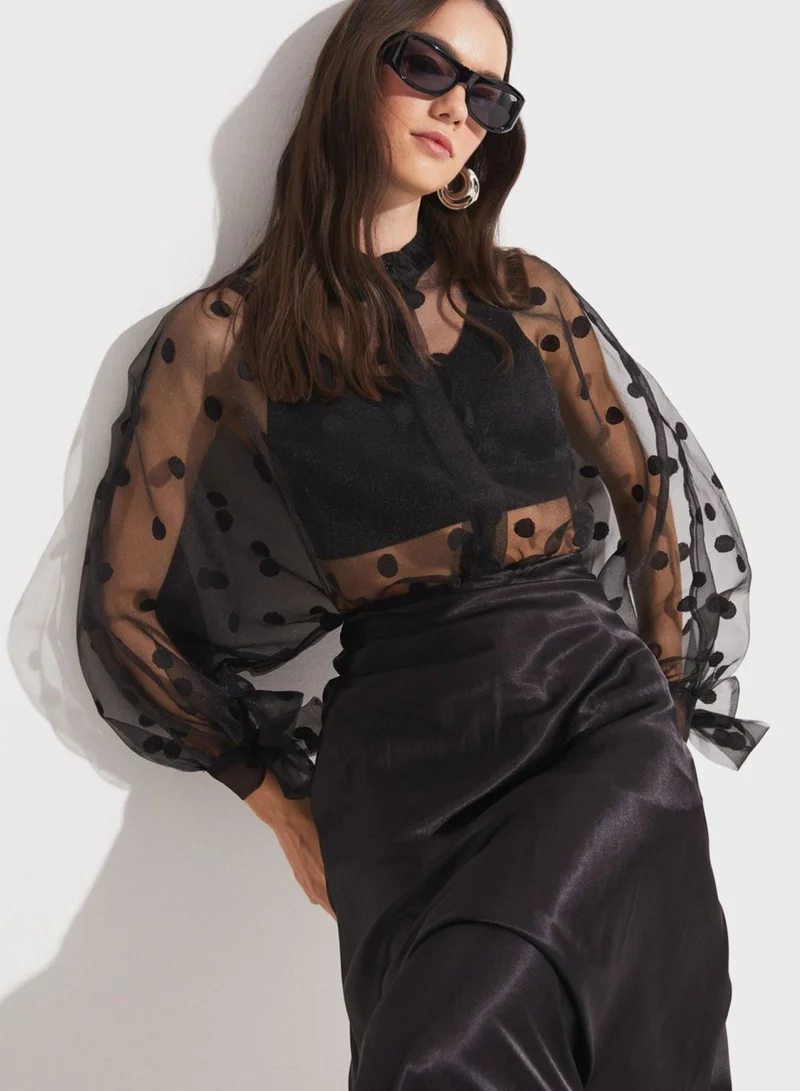 JUNE Mesh Puff Sleeve Shirt