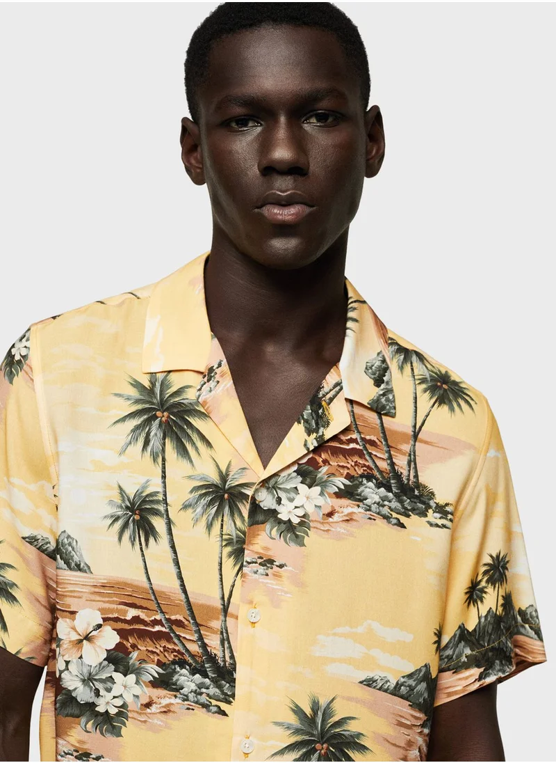Mango Man Hawaiian Print Regular Fit Shirt