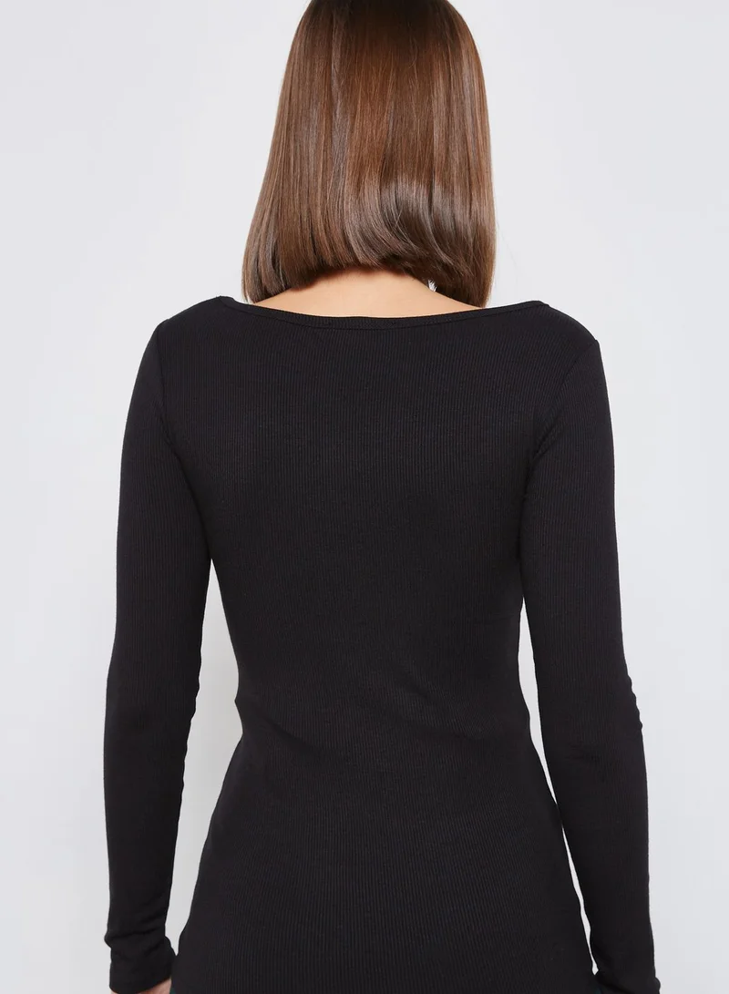 FOREVER 21 Scoop Neck Long Sleeve Top