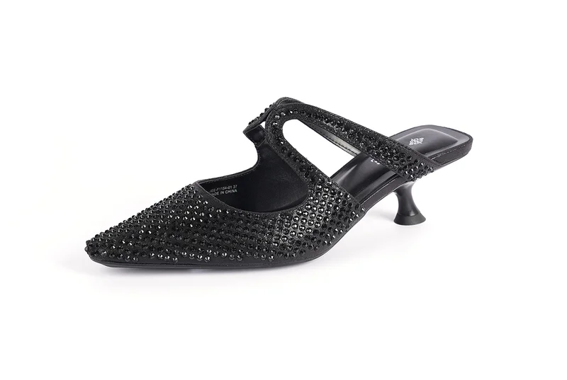 Cuple Ladies  Slip-On Mules embellished