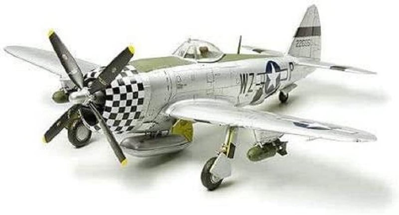 Tamiya Models P-47D Thunderbolt Bubbletop Model Kit - Image 1