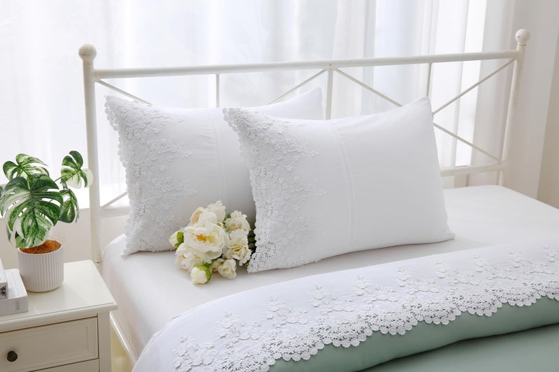 Meaning4 White Lace Pillow Shams with Embroidered 3D Flowers Retro Noble Luxury Elegant Look Pillowcases 100% Cotton Queen Size 2-Pack - Image 4