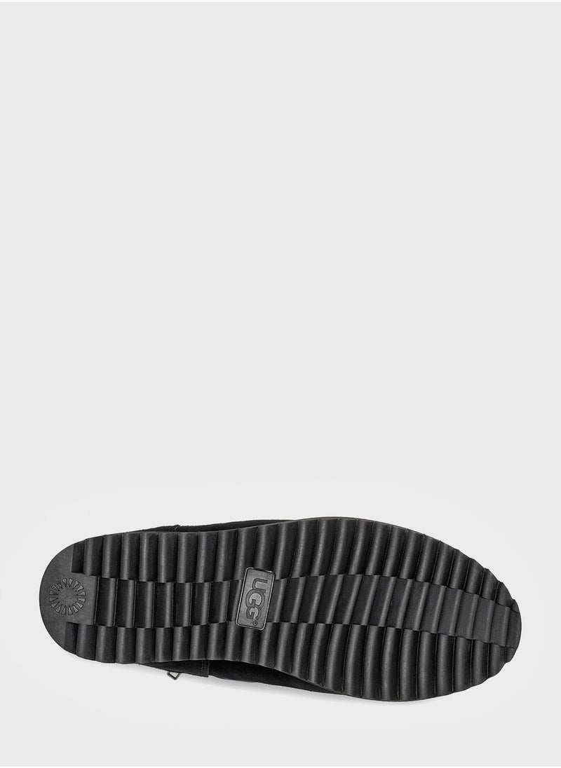 UGG - Ridge Mini Snow Boot - Image 1