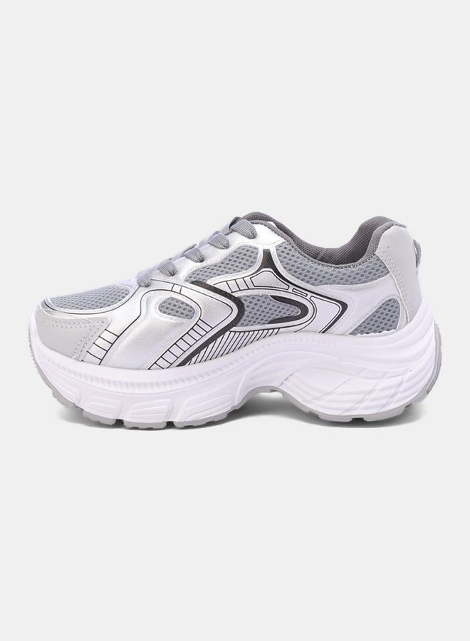 Leather Fashionable Low Top Sneakers