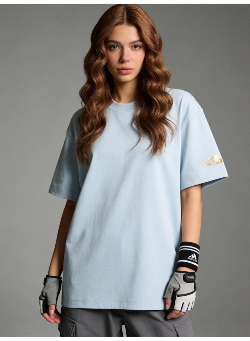 THE NORTH FACE Men's and women's T-shirts with the same style in the north face, high-grade cotton loose short sleeves with golden logo, retro street clothes for men and women. - Image 2