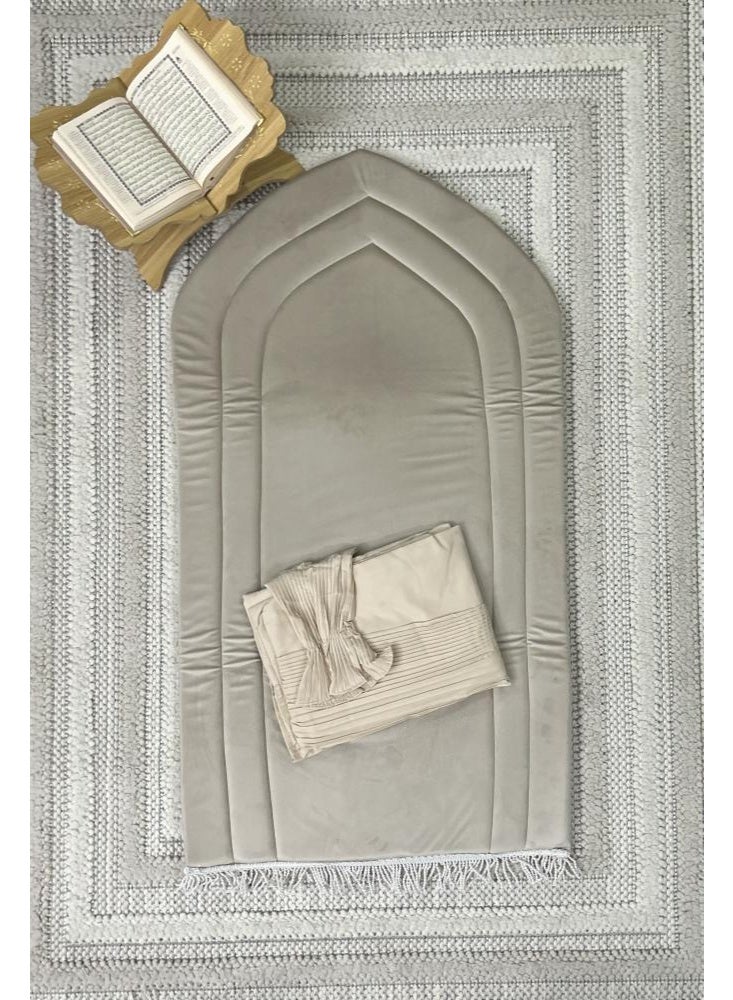 WARD Women's prayer rug and sheet set