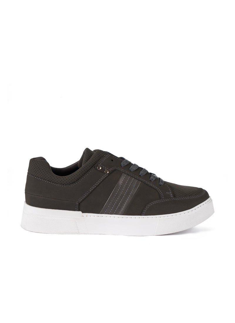 ZELDA - Low Top Sneaker - Image 1