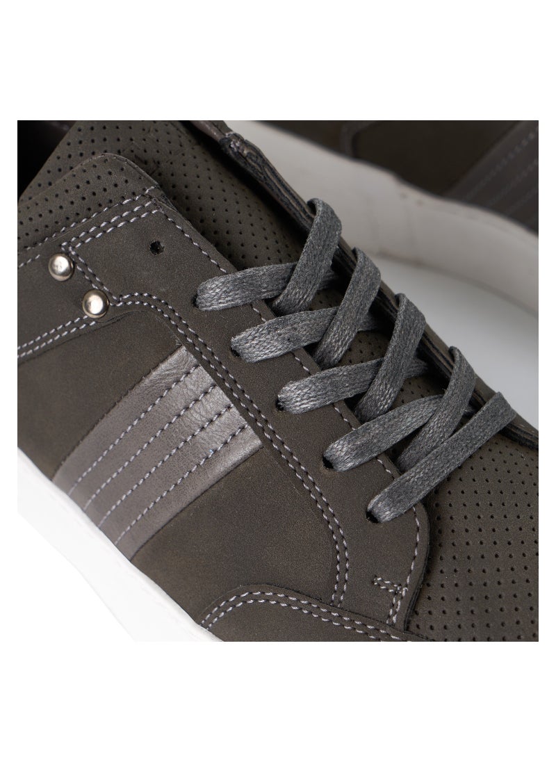 ZELDA - Low Top Sneaker - Image 1
