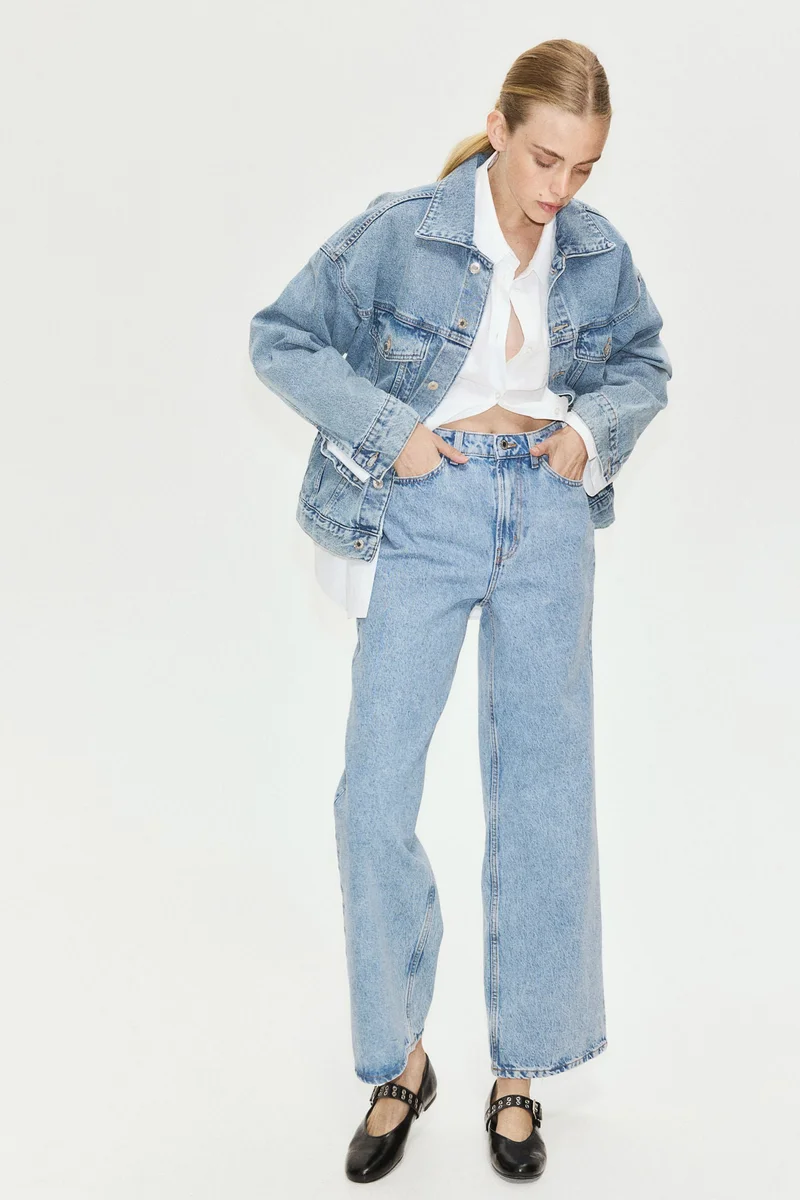 اتش اند ام جينز بقصة كيرفي وخصر عالي للغاية