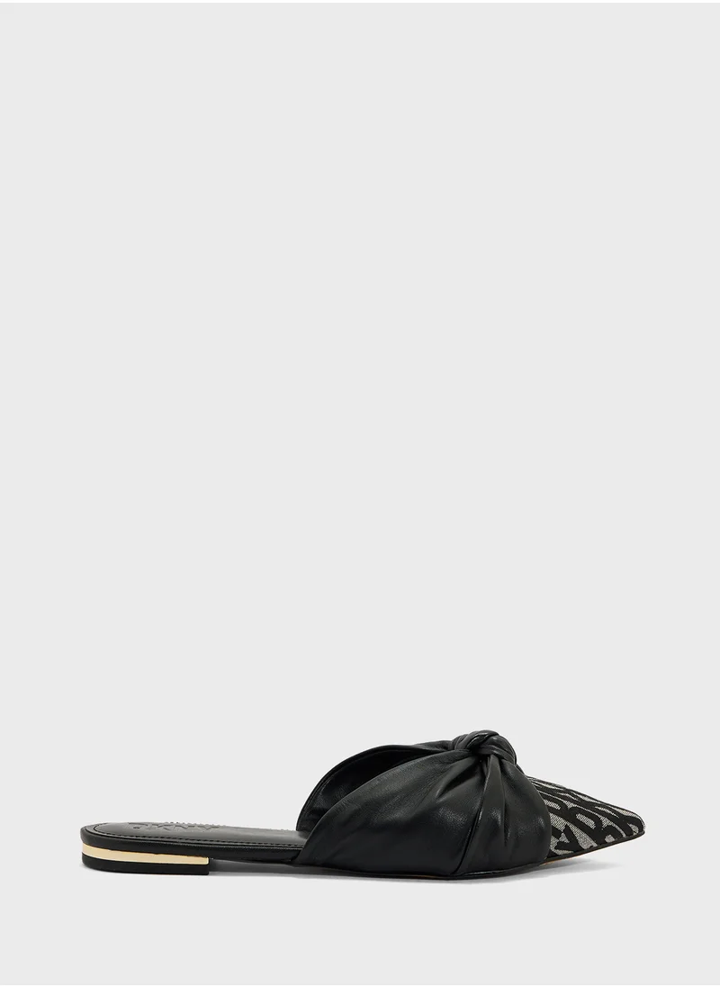 دكني Monogram Detailed Mules