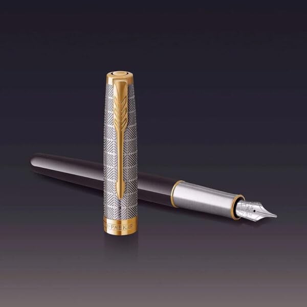 PARKER باركر سونيت ميتال & بلاك لاكيه جولد تريم فنّان قلم حبر – 18Kt جولد روديوم-مطلي نيب فاين - Image 3