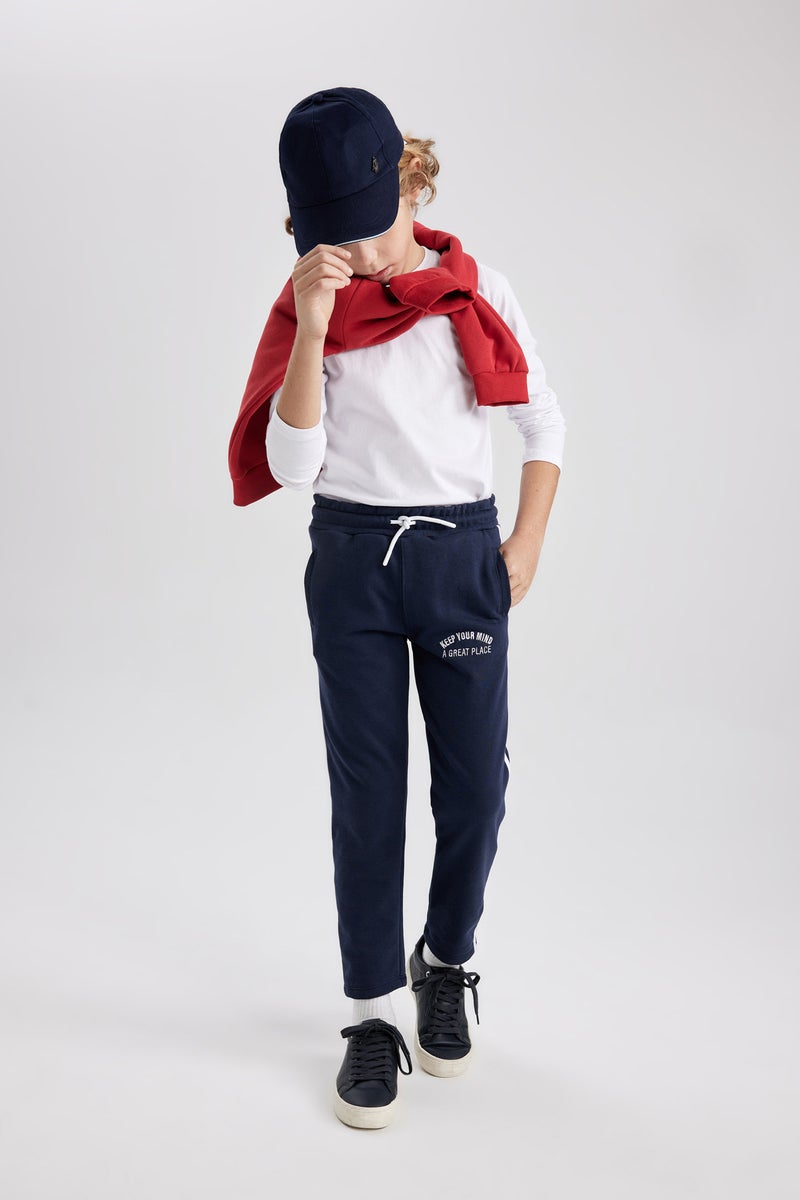 DeFacto Boy Regular Fit Thick Sweatpants  - Image 4