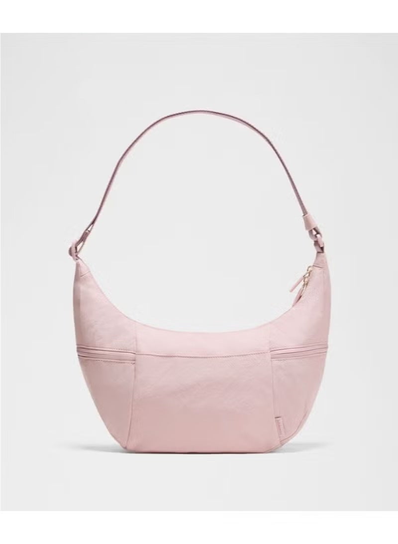 Lululemon Slouchy Crossbody Bag - Large Capacity, Sports-Friendly, Portable Storage - Image 4