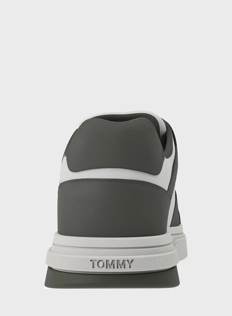 TOMMY JEANS Logo Print Low Top Sneakers